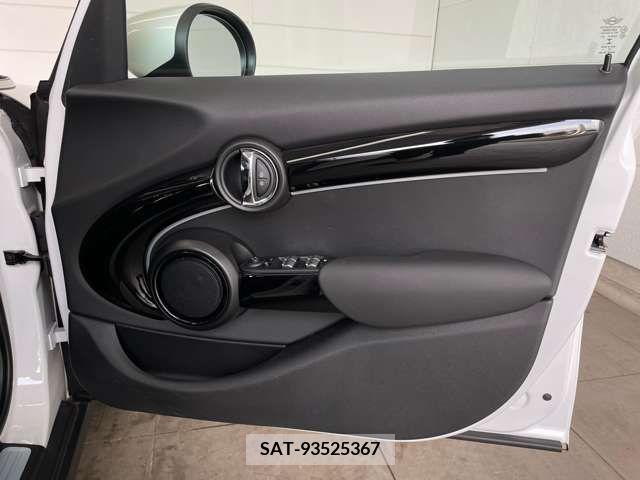 Bmw MINI 2023-04 277281-12