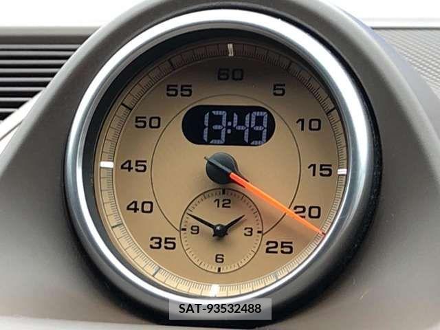 Porsche MACAN 2017-05 320071-3
