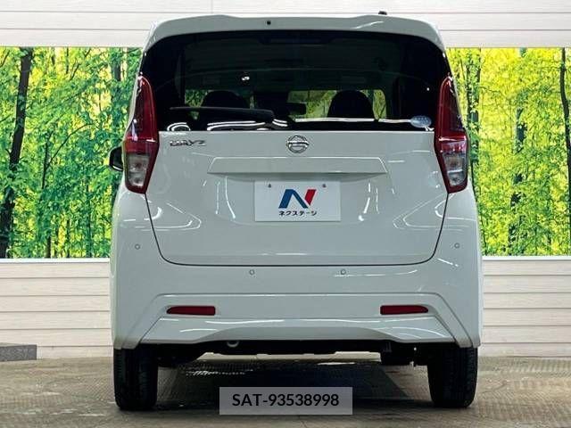 Nissan DAYZ 2021-10 252942-12