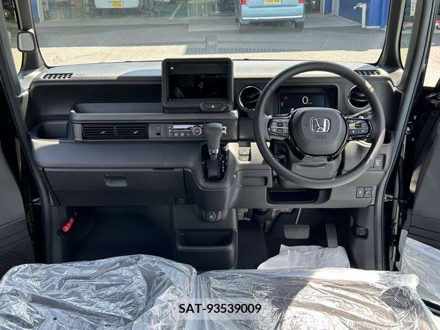 Honda N BOX CUSTOM 2024-05 307524-5