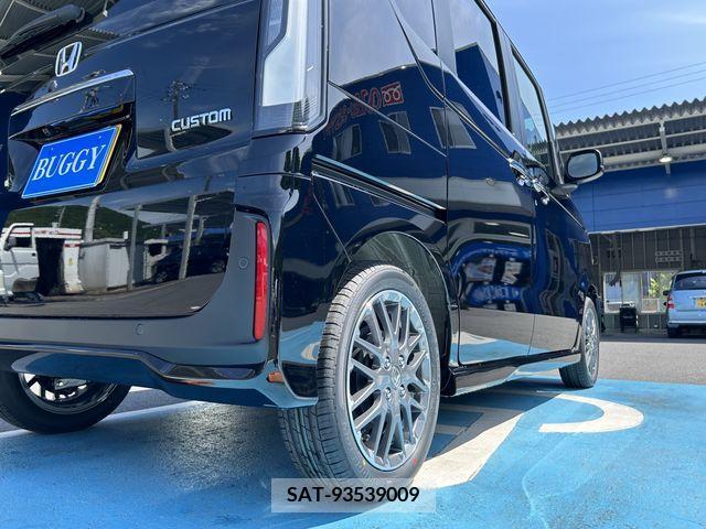 Honda N BOX CUSTOM 2024-05 307524-4