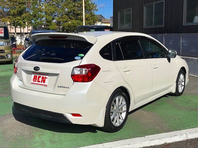 Subaru IMPREZA 2012-09 195050-2