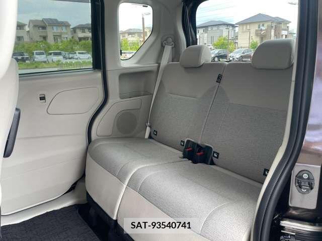 Nissan ROOX 2023-06 334295-17