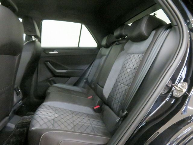 VolksWagen T-ROC 2022-12 4630-12