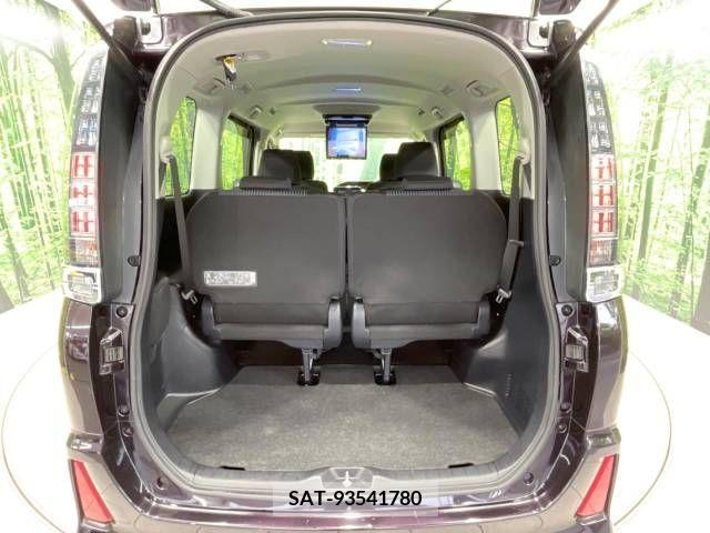 Toyota VOXY 2014-03 289105-9