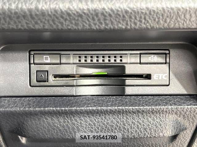 Toyota VOXY 2014-03 289105-4
