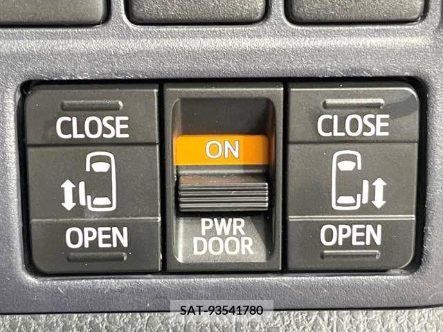 Toyota VOXY 2014-03 289105-3