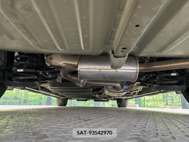 Toyota VOXY 2018-07 288860-18
