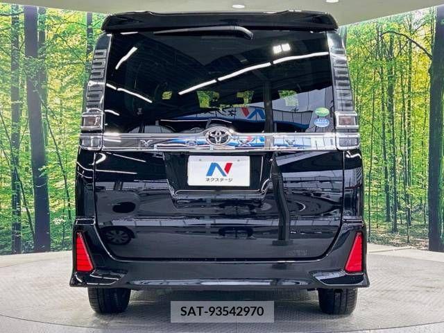 Toyota VOXY 2018-07 288860-15