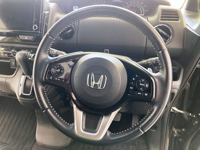 Honda N BOX CUSTOM 2017-10 186812-24