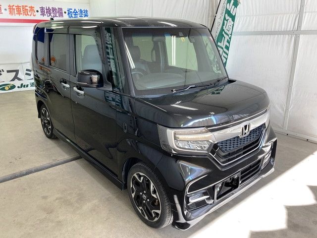 Honda N BOX CUSTOM 2017-10 186812-0