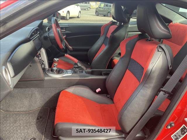 Toyota 86 2013-03 321173-15
