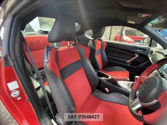 Toyota 86 2013-03 321173-8