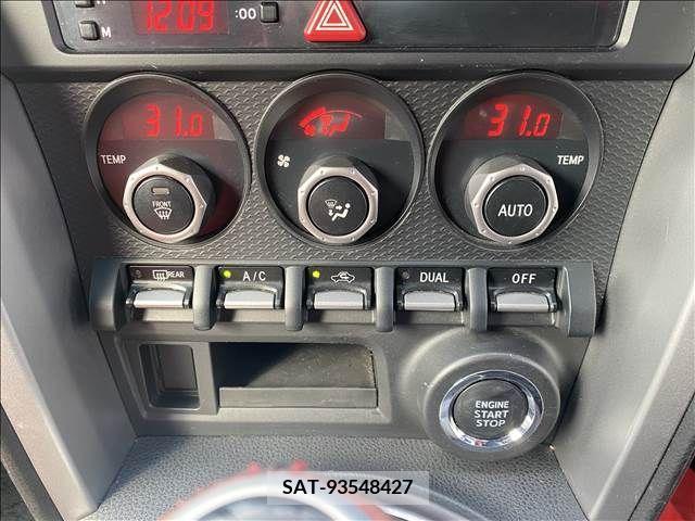 Toyota 86 2013-03 321173-10