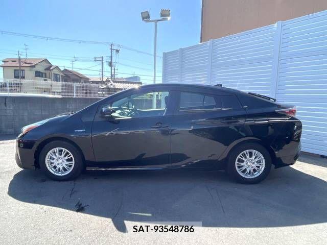 Toyota PRIUS 2018-03 322357-19