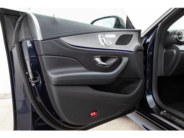Mercedes Benz CLS-CLASS 2018-10 185977-10