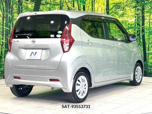 Nissan DAYZ 2019-05 334018-17
