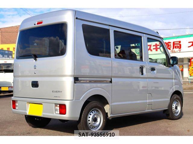 Suzuki EVERY 2023-06 216311-4