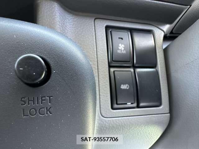 Suzuki EVERY 2023-04 359978-16
