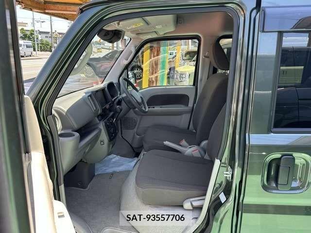 Suzuki EVERY 2023-04 359978-4