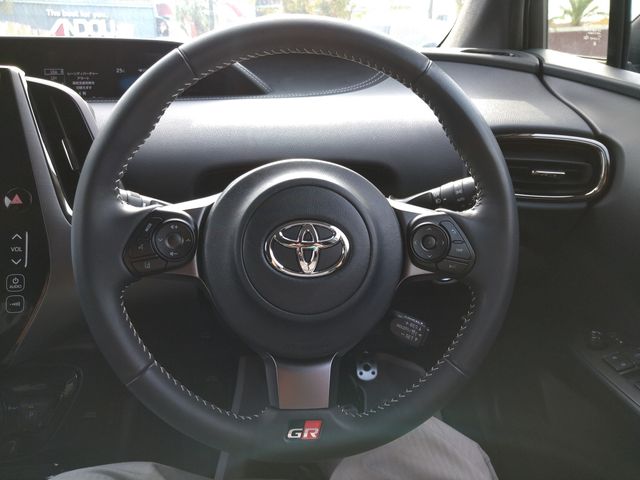 Toyota PRIUS PHV 2018-09 186385-9