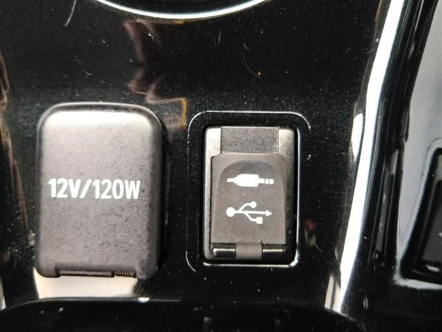 Toyota PRIUS PHV 2018-09 186385-17