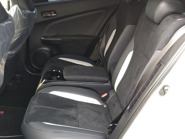 Toyota PRIUS PHV 2018-09 186385-19