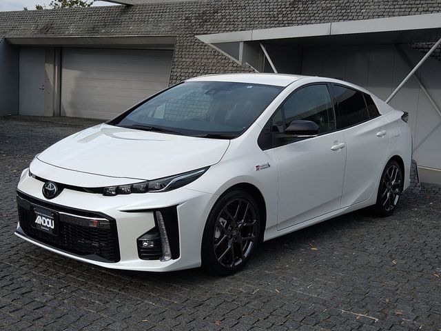Toyota PRIUS PHV 2018-09 186385-1