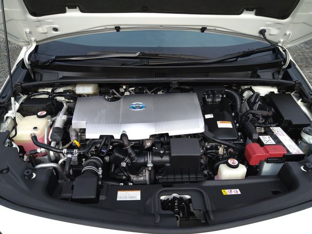 Toyota PRIUS PHV 2018-09 186385-21