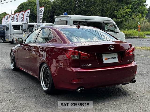 Lexus IS 2007-12 275374-4