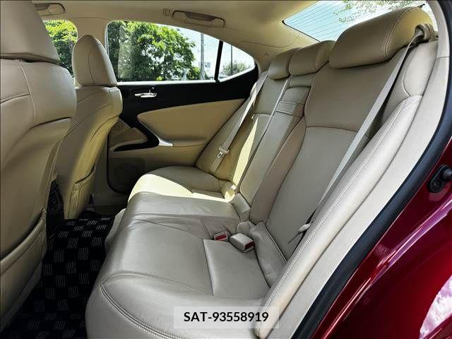 Lexus IS 2007-12 275374-6