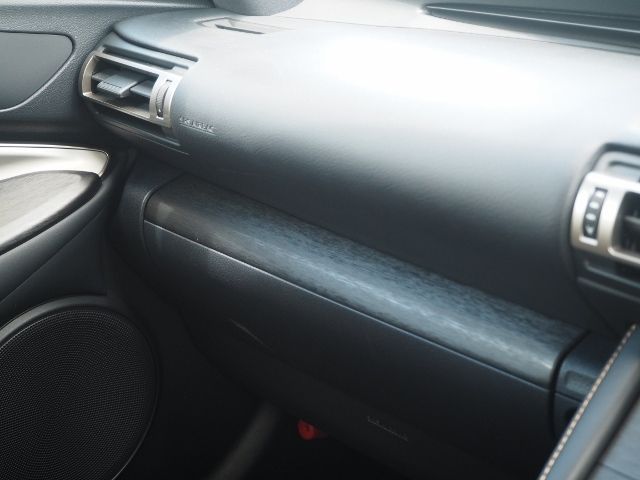 Lexus RC 2019-09 7346-28