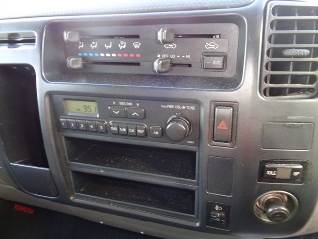 Toyota TOYOACE 2005-09 17384-9