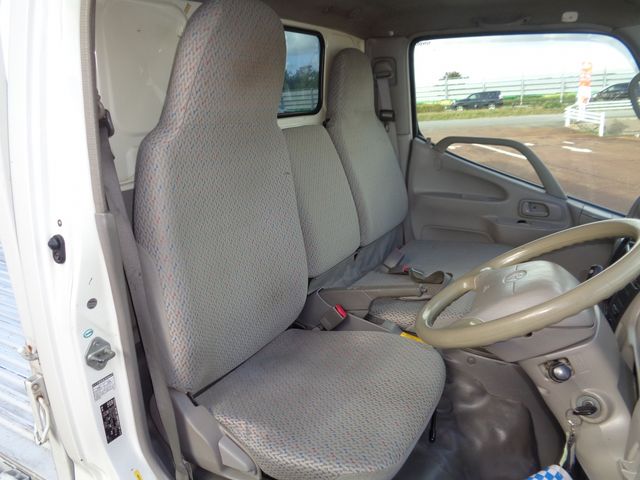 Toyota TOYOACE 2005-09 17384-7