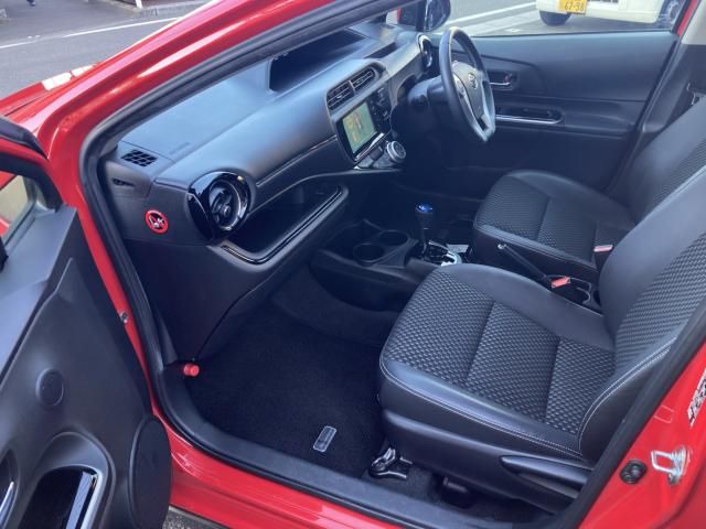Toyota AQUA 2015-11 180505-10