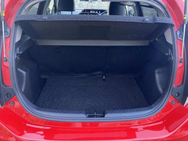 Toyota AQUA 2015-11 180505-12