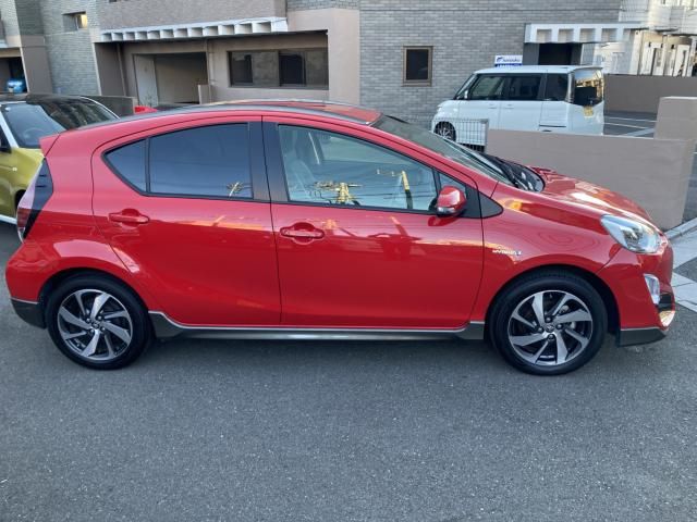 Toyota AQUA 2015-11 180505-3