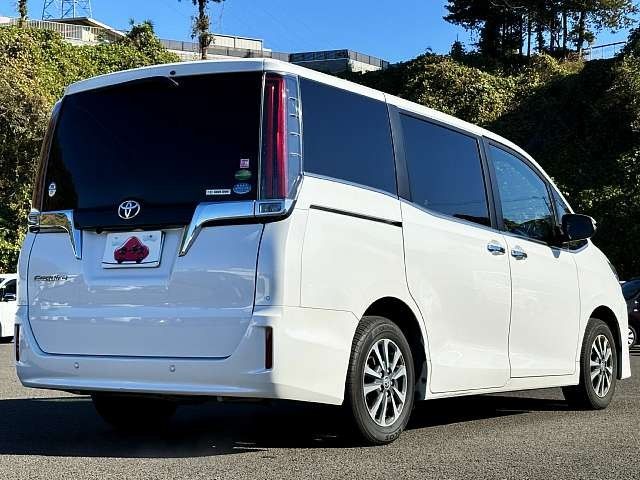 Toyota ESQUIRE 2020-01 195180-2