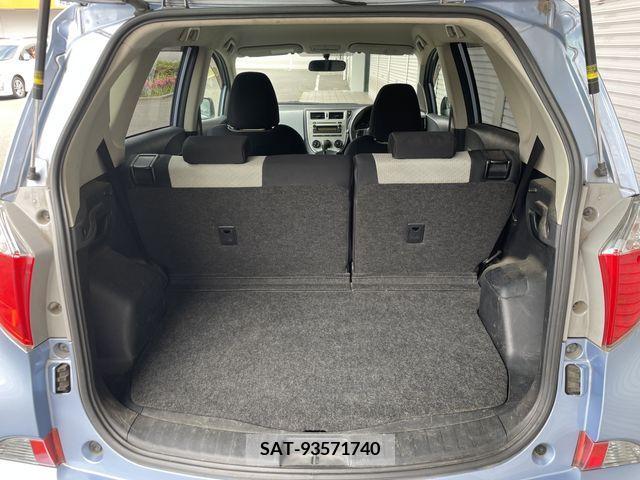 Toyota RACTIS 2010-12 282642-12