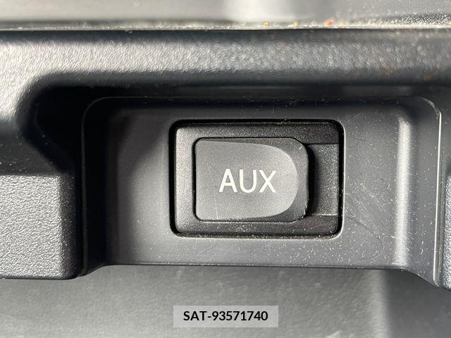 Toyota RACTIS 2010-12 282642-4