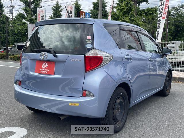 Toyota RACTIS 2010-12 282642-2
