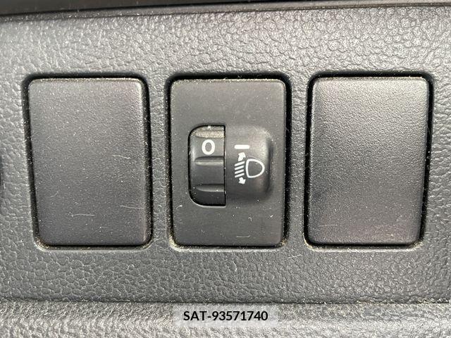Toyota RACTIS 2010-12 282642-7