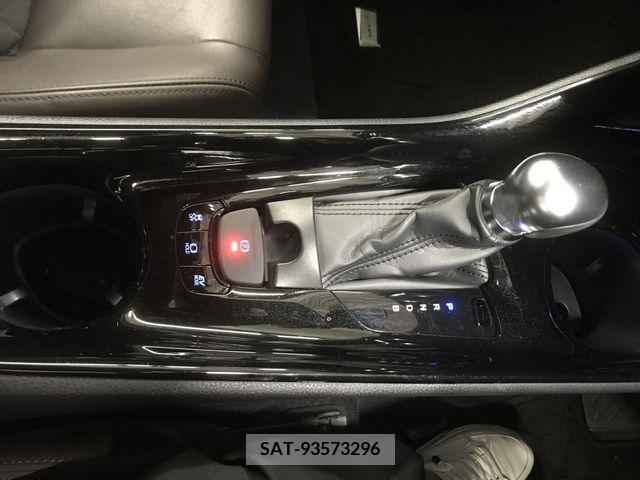 Toyota C-HR 2017-09 373185-23