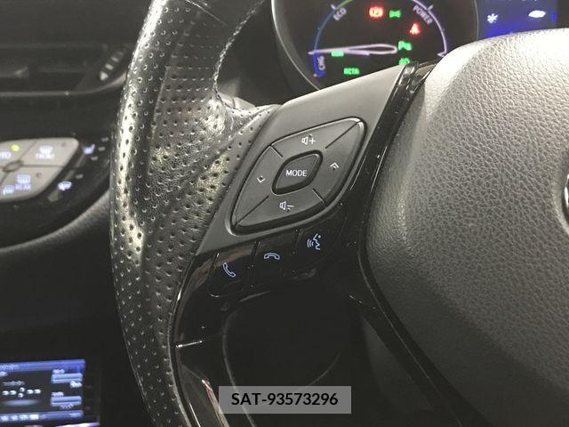 Toyota C-HR 2017-09 373185-19