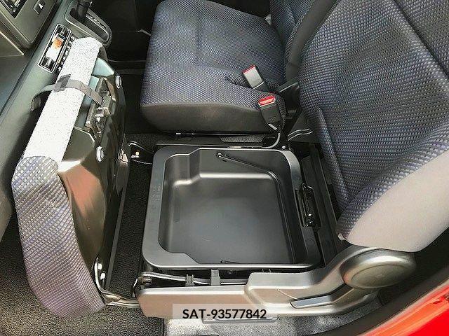 Suzuki WAGON R 2018-07 202351-23