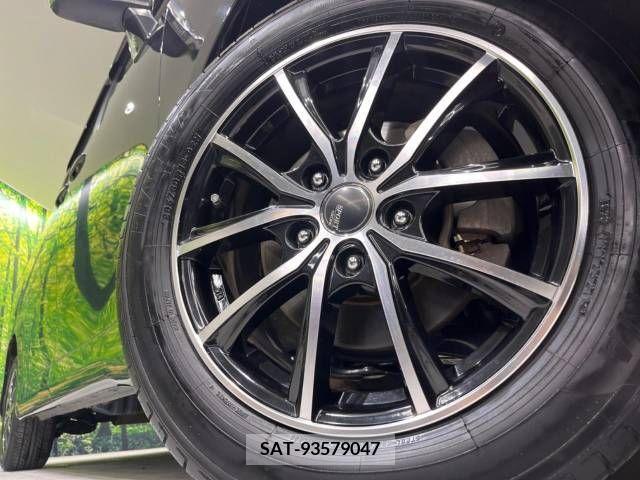 Toyota VOXY 2012-02 321330-13