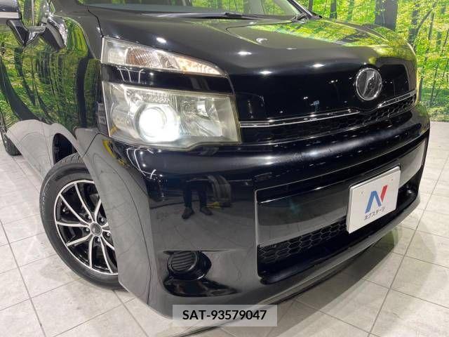Toyota VOXY 2012-02 321330-12