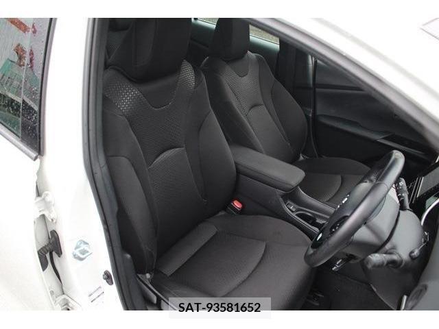 Toyota PRIUS 2020-03 282286-11
