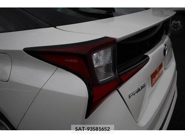 Toyota PRIUS 2020-03 282286-9
