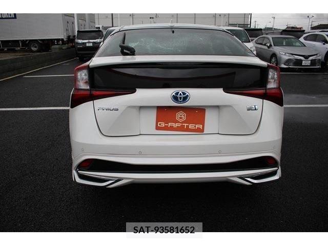 Toyota PRIUS 2020-03 282286-5